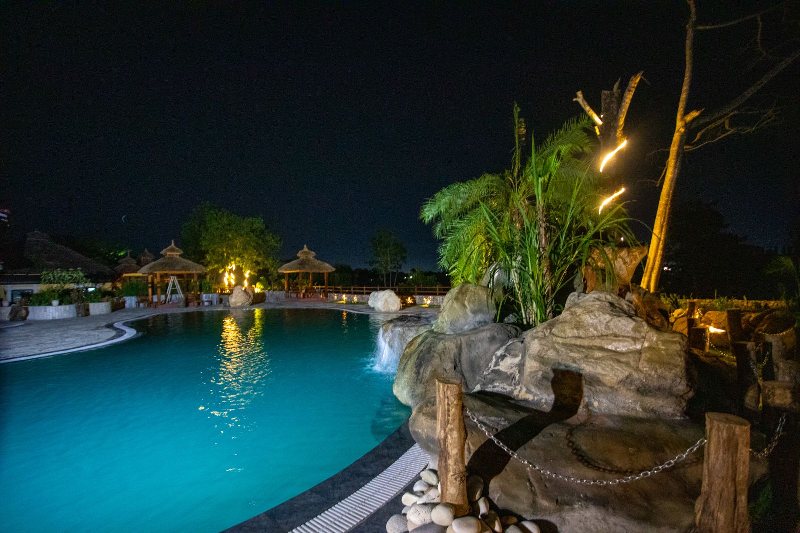 Pool area